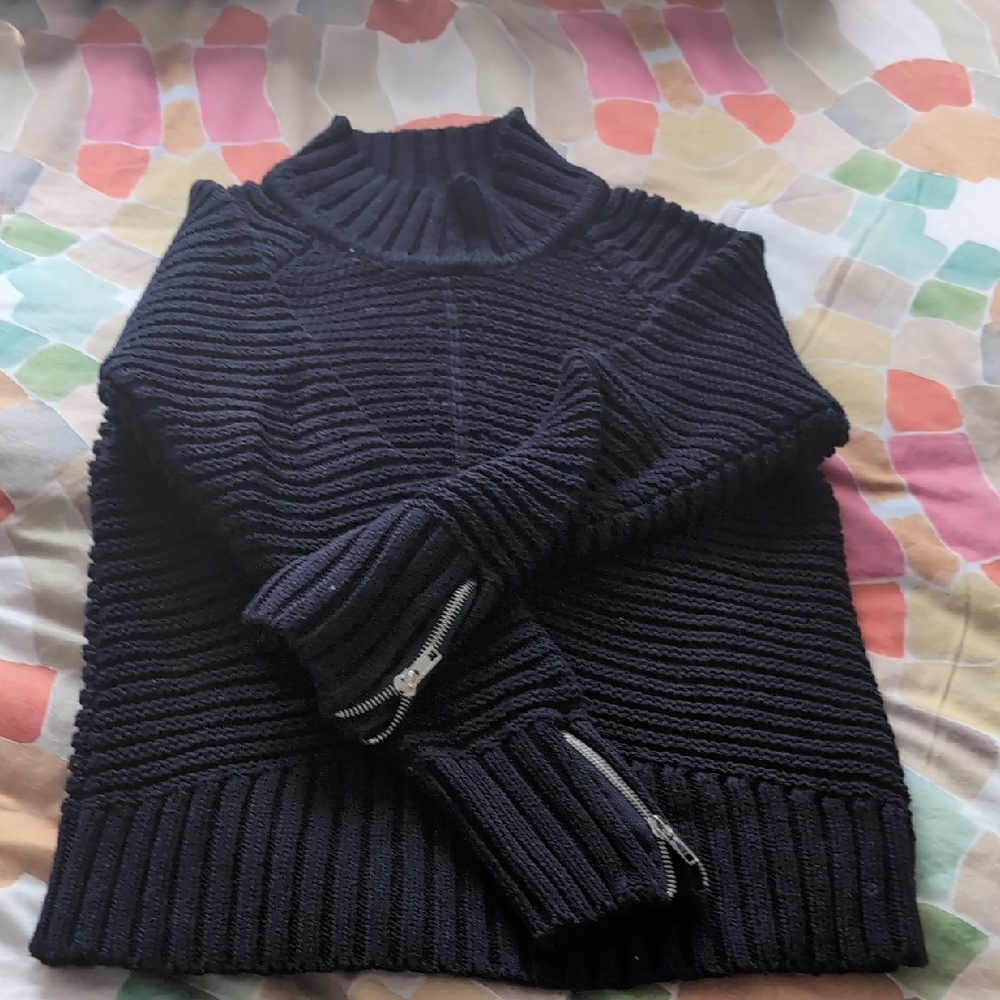 Navy Blue Ribbed Women's Sweater NWOT